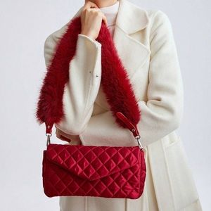 🆕 Quilted Fur Strap Shoulder Bag